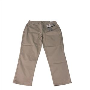 Riders by Lee. Capri pants size 12. BRAND NEW with tags